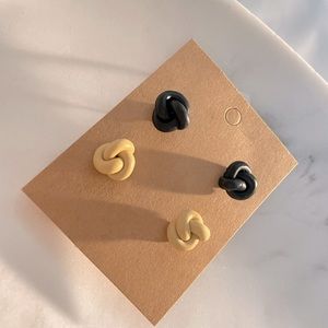 handmade polymer clay earrings Knot Black and  cream
